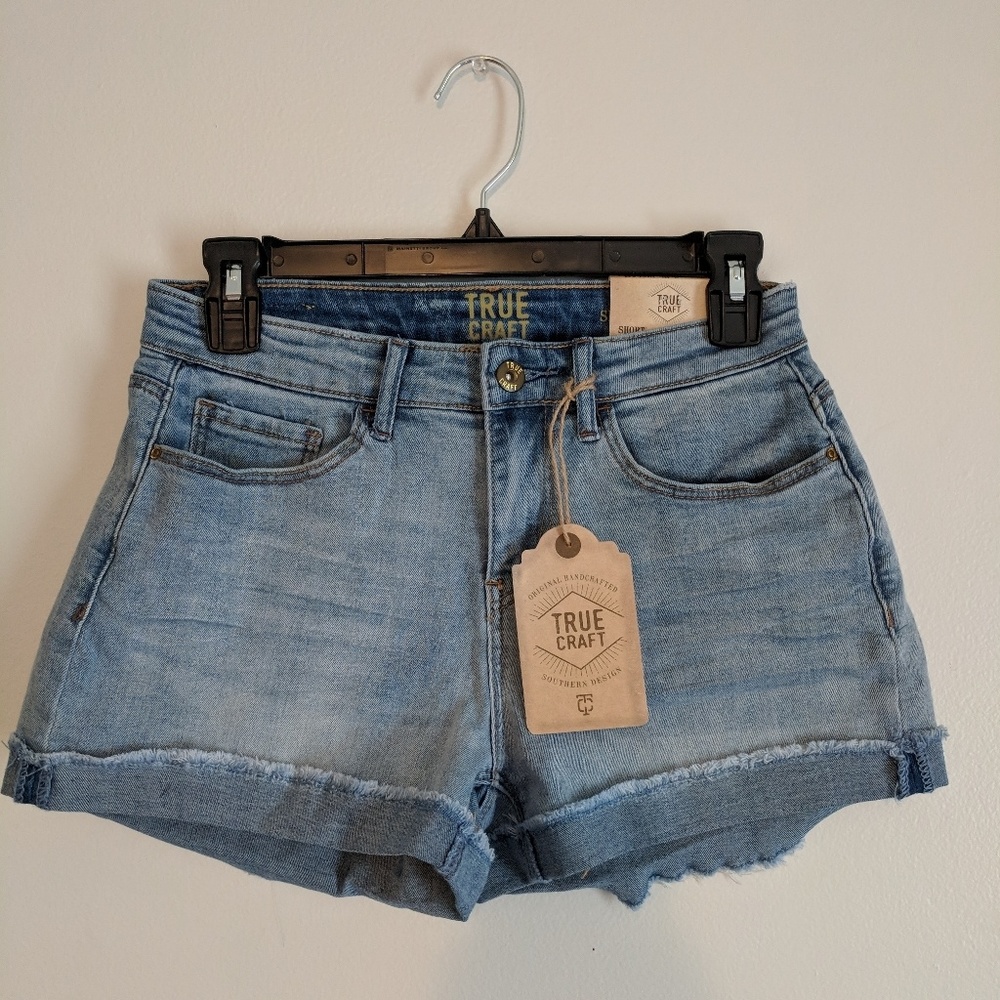 true craft shorts